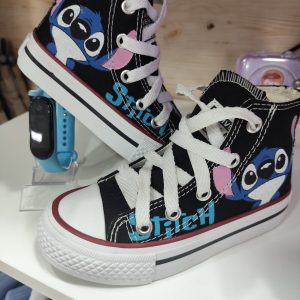 Tênis cano alto stitch